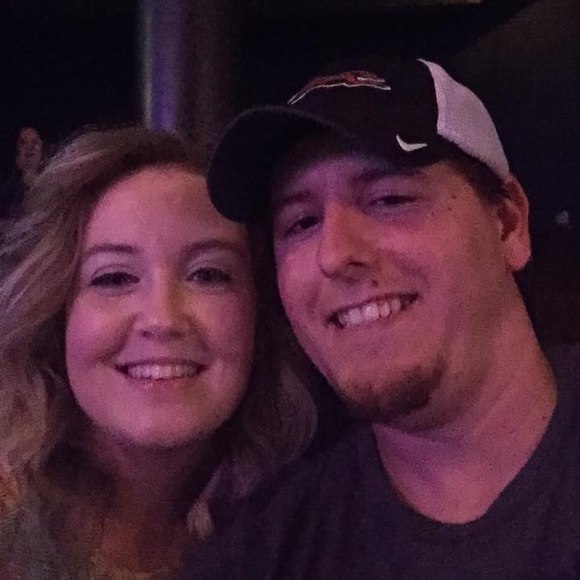 Meet your Posher, Whitney - Picture 1 of 1